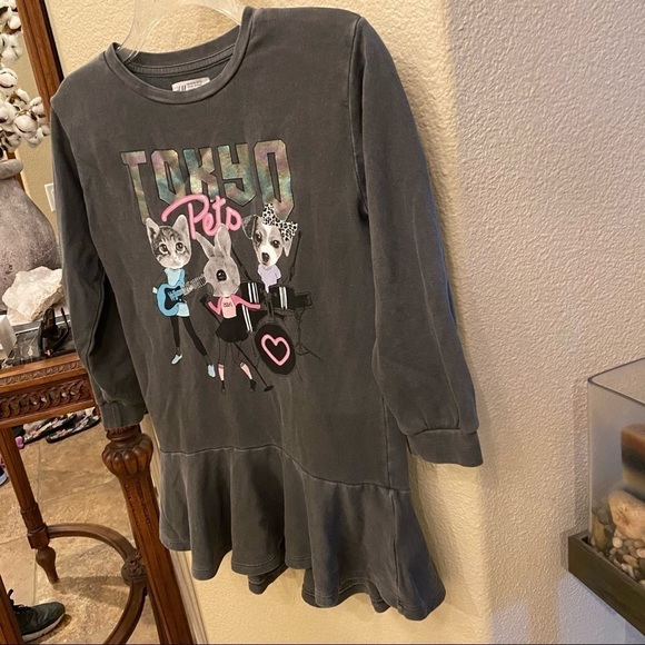 H&M Girls Animal Tokyo Pets Graphic Gray Dress Size 6-8 Yrs - Picture 2 of 7